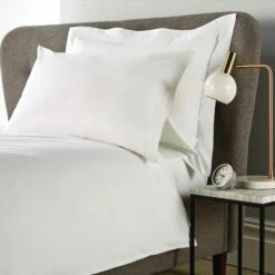 Hotel Eco Organic Pillow Cases - Oxford Style 66x92cm - 100% Organic Cotton - 200tc - Pair - White