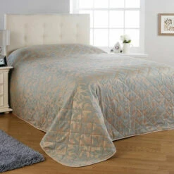 Kensington Quilted Bedspread - Polyester / Cotton - Duck Egg