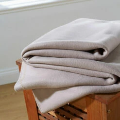 Blankets - Polar Fleece Hotel Blanket - 330gsm - Camel