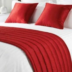 Mitre Simplicity Design Quilted Bed Runner - High Quality Faux Silk - Scarlet
